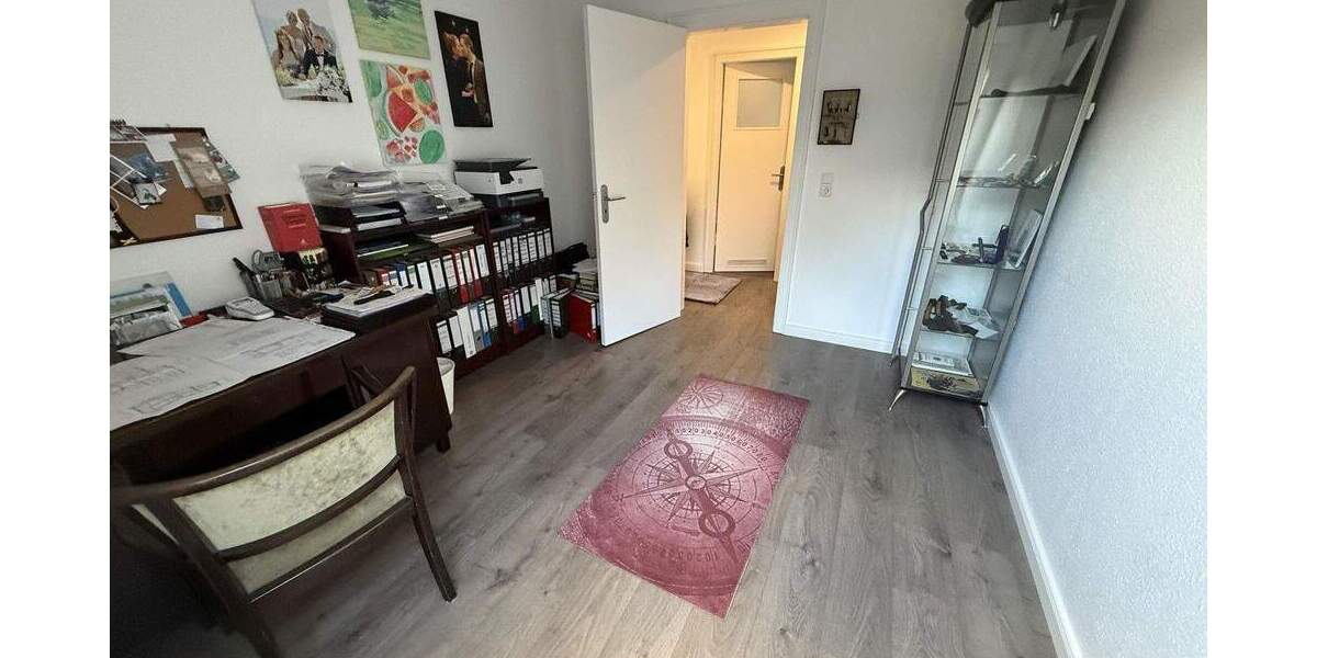 Doppelhaushälfte Neumünster Innenstadt - 5 Zimmer, 125 m&sup2;, 389.000&euro; | Angebot:25728329