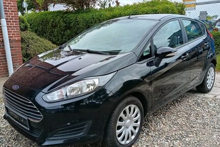 Ford Fiesta 91.000 km 4.900 &euro; Kiel-Elmschenhagen 24146