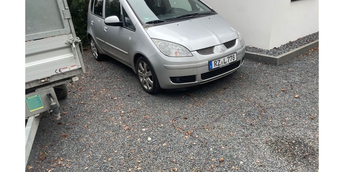 Mitsubishi Colt 212.000 km 850 &euro; Kiel 24143