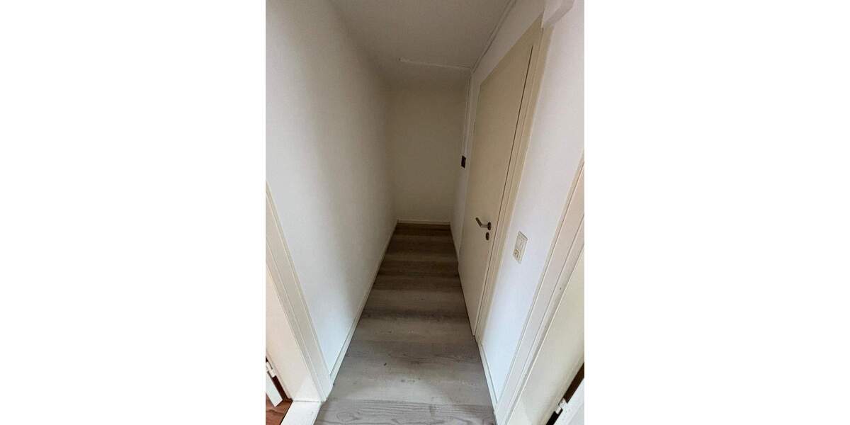 Etagenwohnung Kiel Gaarden-Ost - 2 Zimmer, 58 m&sup2;, 675&euro; | Angebot:25630504