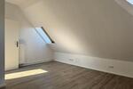 Einfamilienhaus Neumünster - 5 Zimmer, 140 m&sup2;, 1.200&euro; | Angebot:25871149