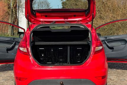 Ford Fiesta 98.000 km 4.700 &euro; Groß Wittensee 24361