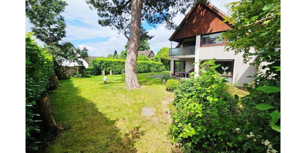 Einfamilienhaus mit Büro und großer Garage in Molfsee 7 zimmer