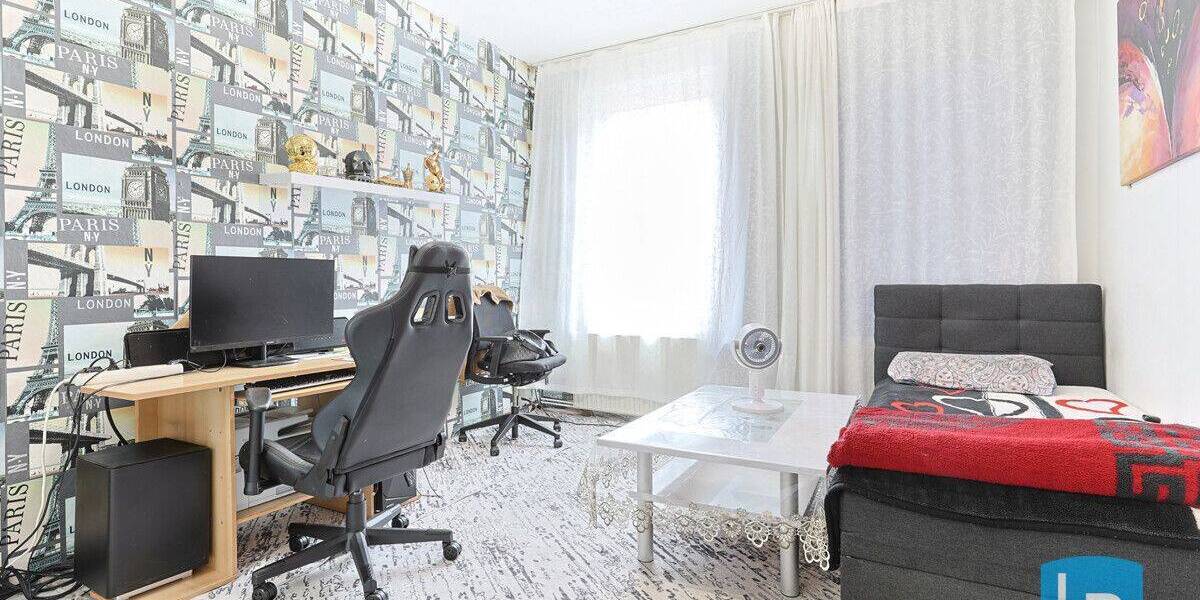 Etagenwohnung Kiel Gaarden-Ost - 4 Zimmer, 94 m&sup2;, 169.000&euro; | Angebot:26894697