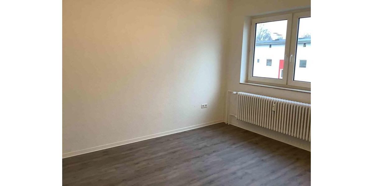 Erdgeschoßwohnung Kiel Gaarden-Ost - 2 Zimmer, 39 m&sup2;, 410&euro; | Angebot:25525385