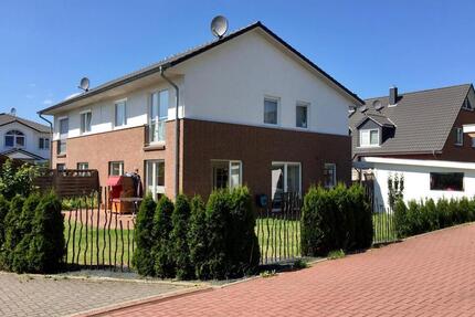 Lichtdurchflutete vermietete DDH in Altenholz - Ihre Investition