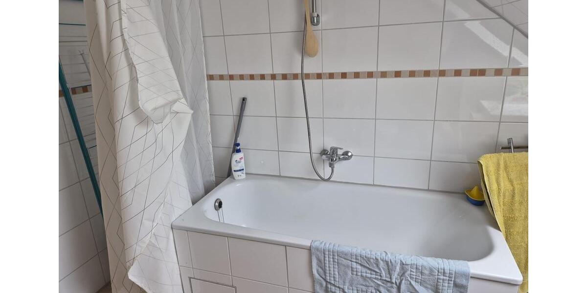 Dachgeschoßwohnung Kiel Blücherplatz - 2 Zimmer, 47 m&sup2;, 745&euro; | Angebot:26637406