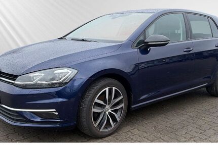VW Golf 79.800 km 17.990 &euro; Neumünster 24539