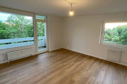 Wohnung Kiel Mettenhof - 2 Zimmer, 70 m&sup2;, 579&euro; | Angebot:26834774