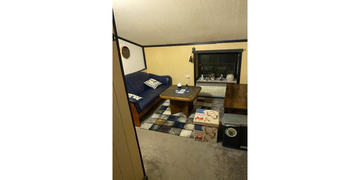 Dachgeschoßwohnung Kiel Friedrichsort - 2 Zimmer, 25 m&sup2;, 300&euro; | Angebot:26694637