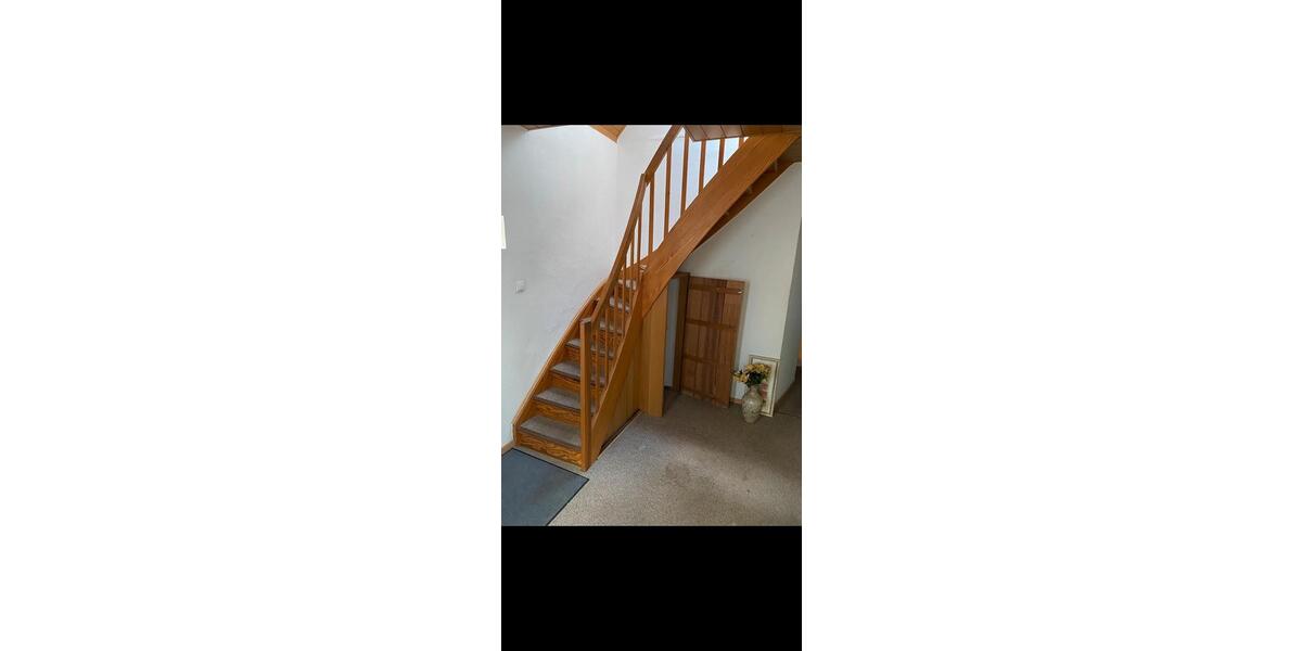 Einfamilienhaus Neumünster - 5 Zimmer, 110 m&sup2;, 1.000&euro; | Angebot:26166400