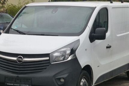 Opel Vivaro 183.710 km 13.470 € Neumünster 24536