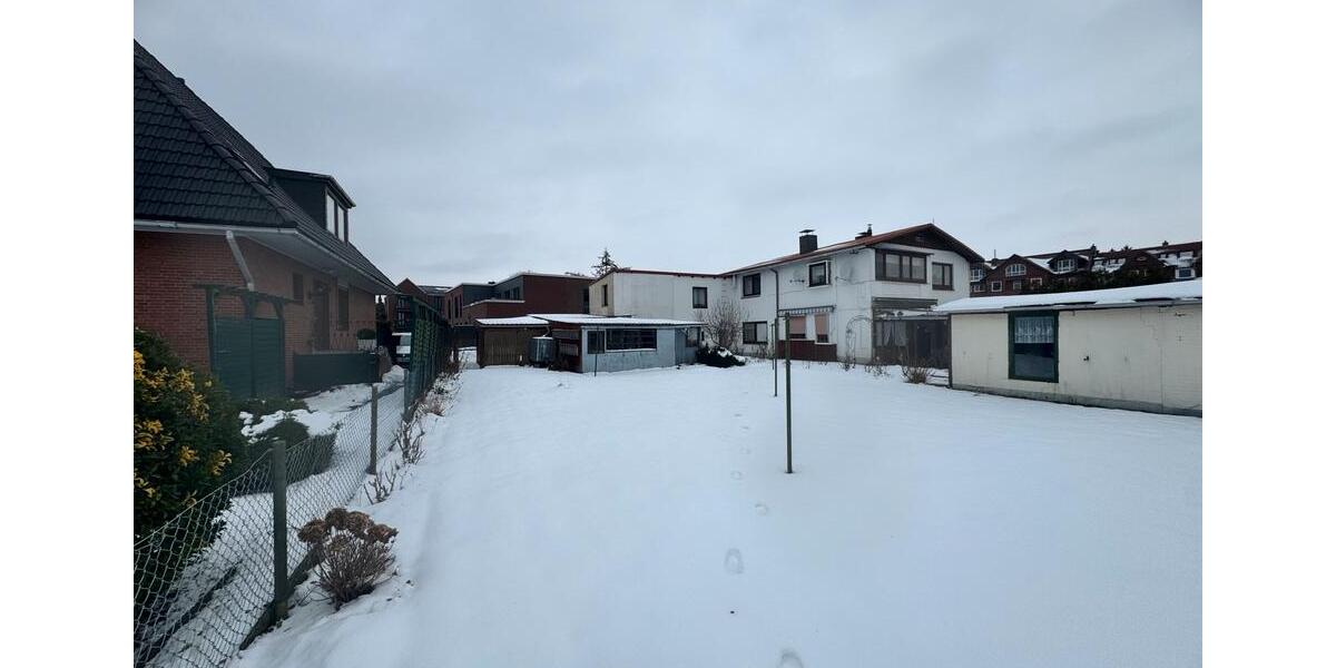 Mehrfamilienhaus, Wohnhaus Kiel Friedrichsort - 3 Zimmer, 180 m&sup2;, 450.000&euro; | Angebot:24974725