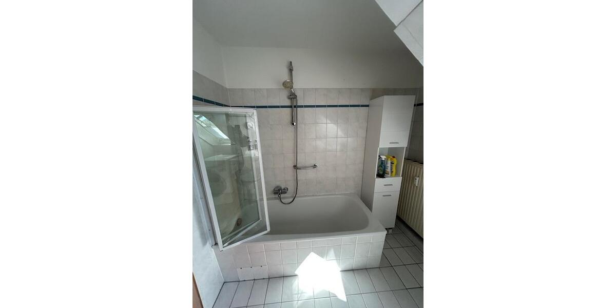 Etagenwohnung Büdelsdorf - 2 Zimmer, 66 m&sup2;, 640&euro; | Angebot:26346977