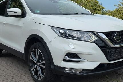 Nissan Qashqai 72.079 km 14.899 &euro; Osdorf 24251