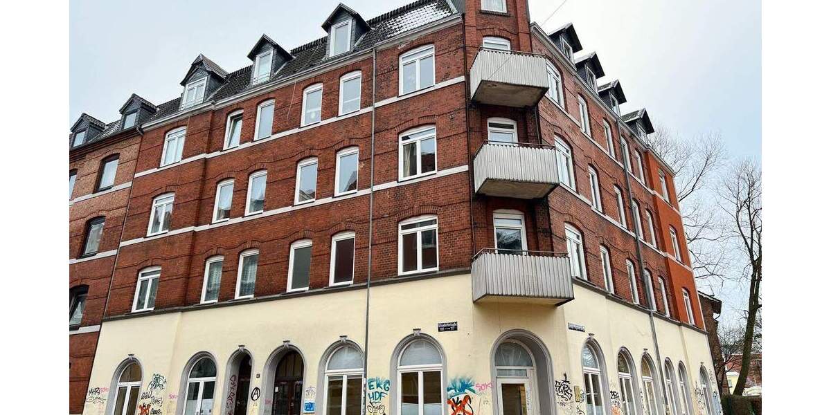 Entwicklungsobjekt Klinkeraltbau aus der Jahrhunderwende zimmer