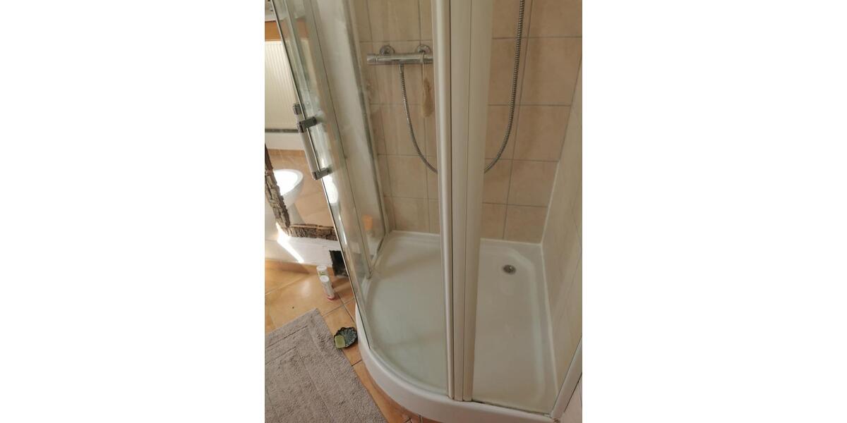 2,0 Dachgeschoss Wohnung zwei Ebenen v. privat 2 zimmer