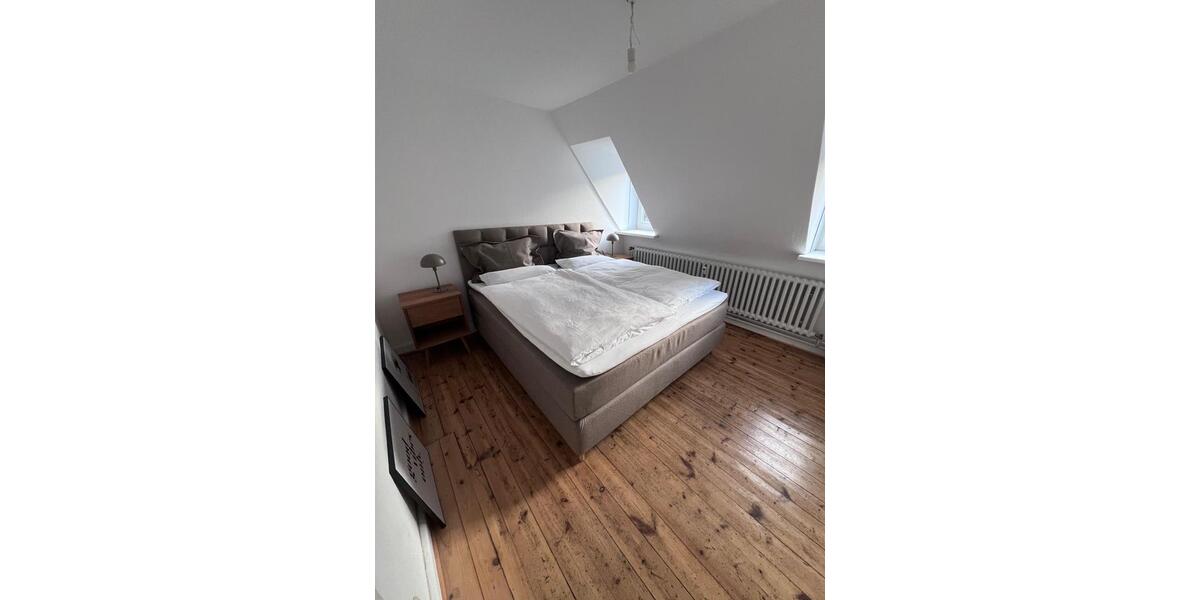 Dachgeschoßwohnung Altenholz - 3.5 Zimmer, 110 m&sup2;, 1.950&euro; | Angebot:24794917