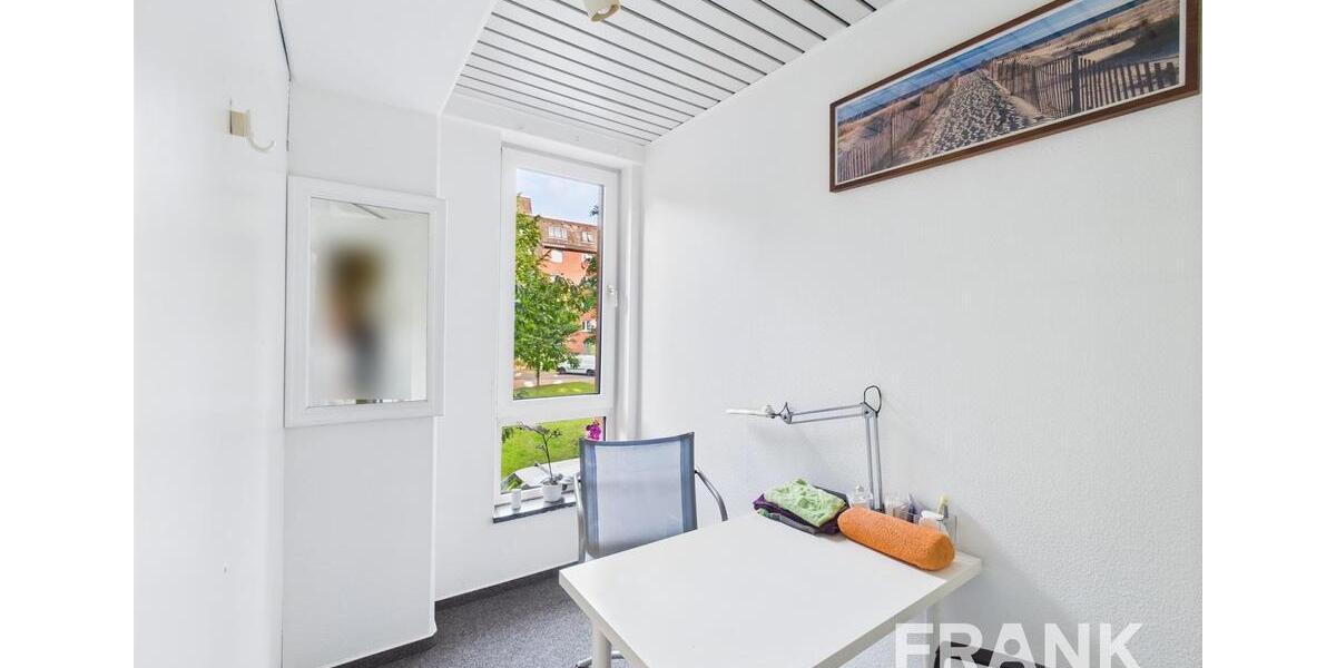 Praxisfläche Tattoostudio Kosmetik in Kiel-Gaarden, 1. OG, Aufzug vorhanden zimmer