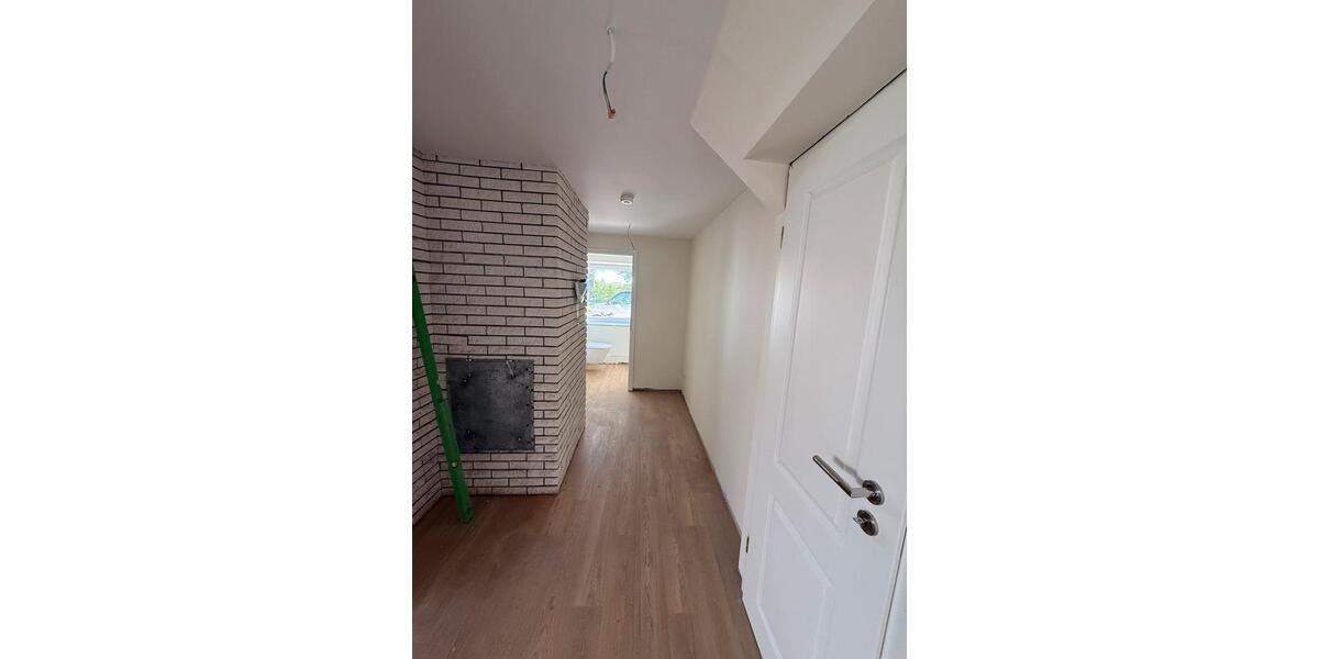 Erdgeschoßwohnung Bredenbek - 4 Zimmer, 120 m&sup2;, 1.750&euro; | Angebot:26534320