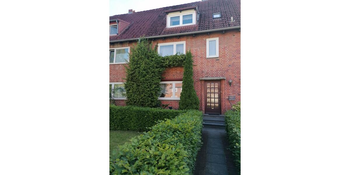 Reihenhaus Kiel Elmschenhagen - 6 Zimmer, 120 m&sup2;, 310.000&euro; | Angebot:27280592