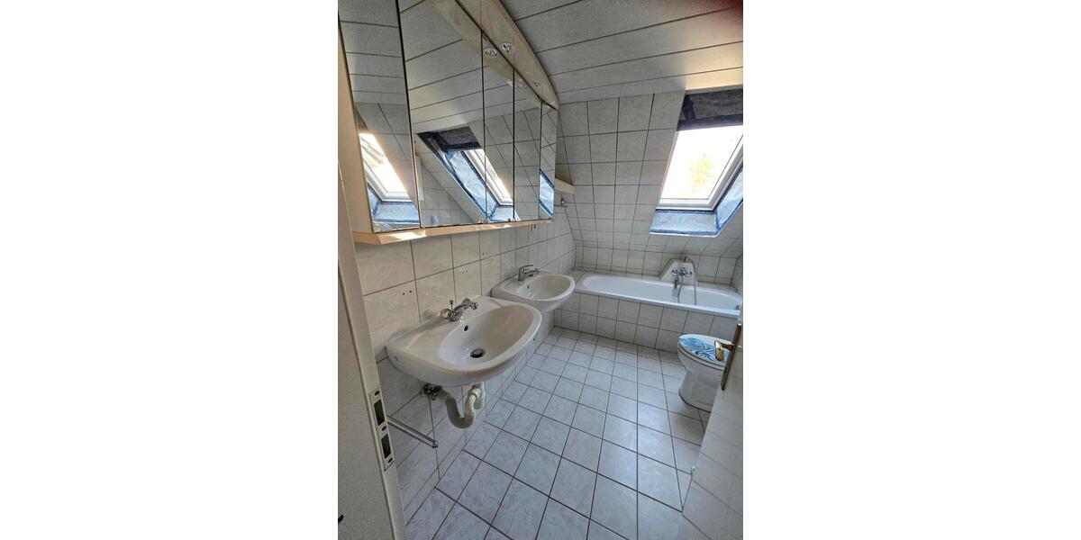 Etagenwohnung Neumünster Brachenfeld/Ruthenberg - 4.5 Zimmer, 91 m&sup2;, 140.000&euro; | Angebot:26392041