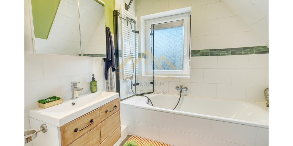 Ankommen, durchatmen, wohlfühlen – Ihr neues Zuhause auf über 180m² verteilt - Einfamilienhaus Neumünster Brachenfeld | Angebot:25365909