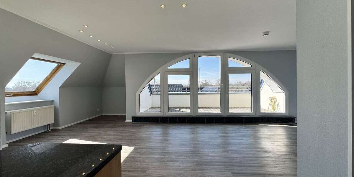 Etagenwohnung Neumünster Innenstadt - 5 Zimmer, 140 m&sup2;, 329.000&euro; | Angebot:27328980