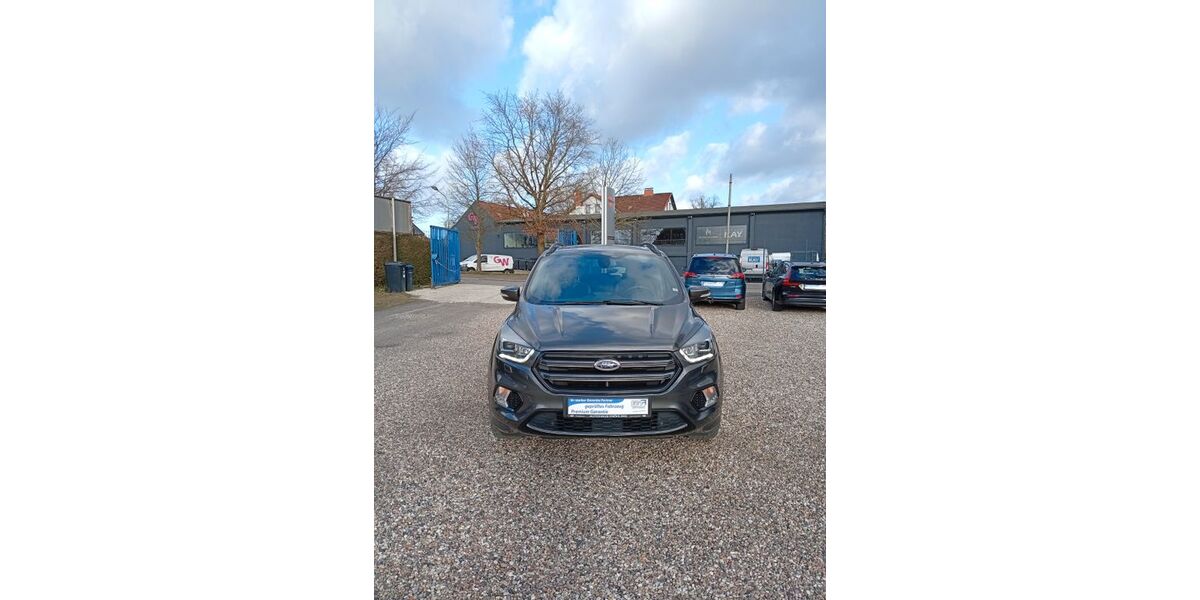 Ford Kuga 95.000 km 17.369 &euro; Kiel 24146