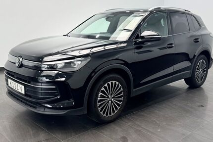 VW Tiguan 28.254 km 37.799 &euro; Neumünster 24536