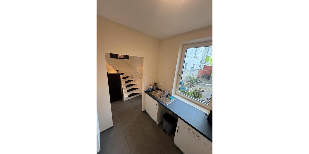 Einfamilienhaus Kiel Gaarden-Ost - 2 Zimmer, 2 m&sup2;, 1.300&euro; | Angebot:24806519