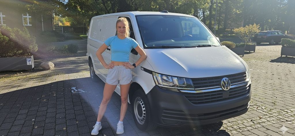 VW T6 Transporter 131.900 km 17.990 &euro; Kiel 24103
