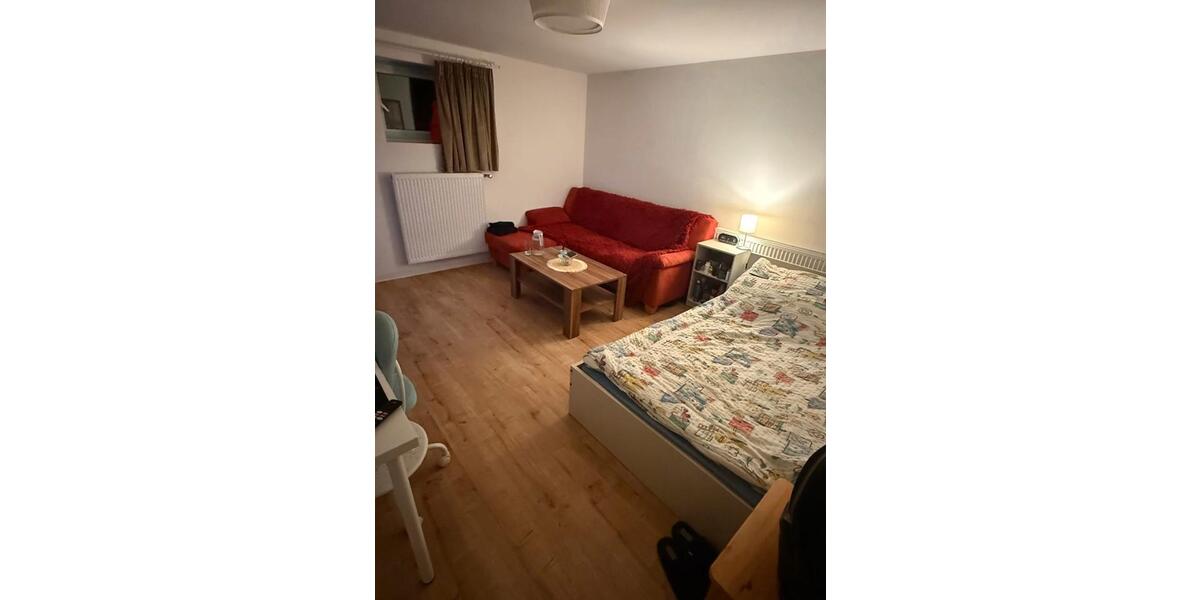 Erdgeschoßwohnung Kiel Gaarden-Ost - 1 Zimmer, 20 m&sup2;, 450&euro; | Angebot:25165521