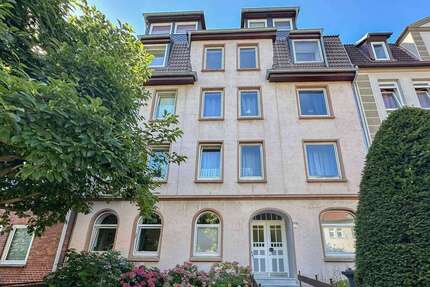 Haus zum Kaufen in Kiel 850.000 € 427.98 m² 15 zimmer