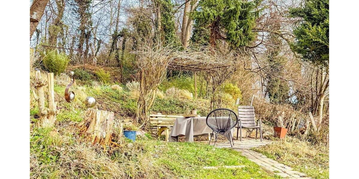 Einfamilienhaus Kiel Neumühlen-Dietrichsdorf - 8 Zimmer, 165 m&sup2;, 595.000&euro; | Angebot:25927168