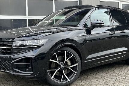 VW Touareg 25.717 km 64.990 € Nortorf 24589