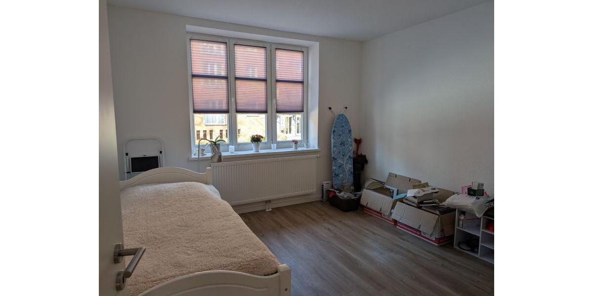 Hochparterre Eckernförde - 4 Zimmer, 91 m&sup2;, 1.210&euro; | Angebot:26143399
