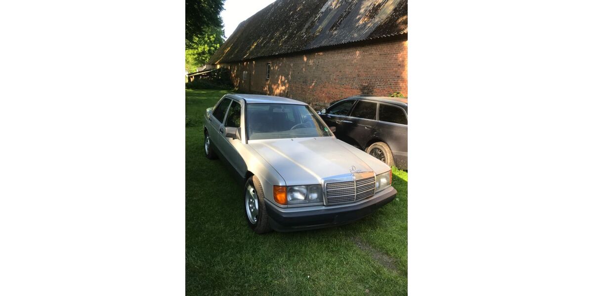 Mercedes-Benz 190 338.000 km 2.800 € Schönhagen 24259