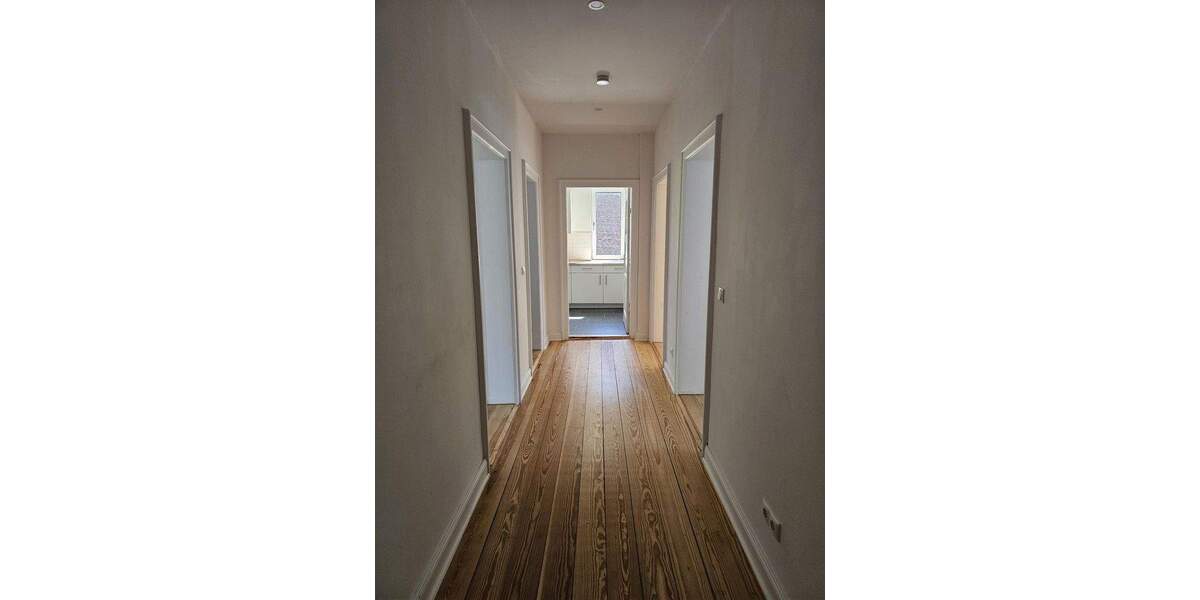 schöne, modernisierte 3 Zimmer Altbauwohnung mit Balkon 3 zimmer