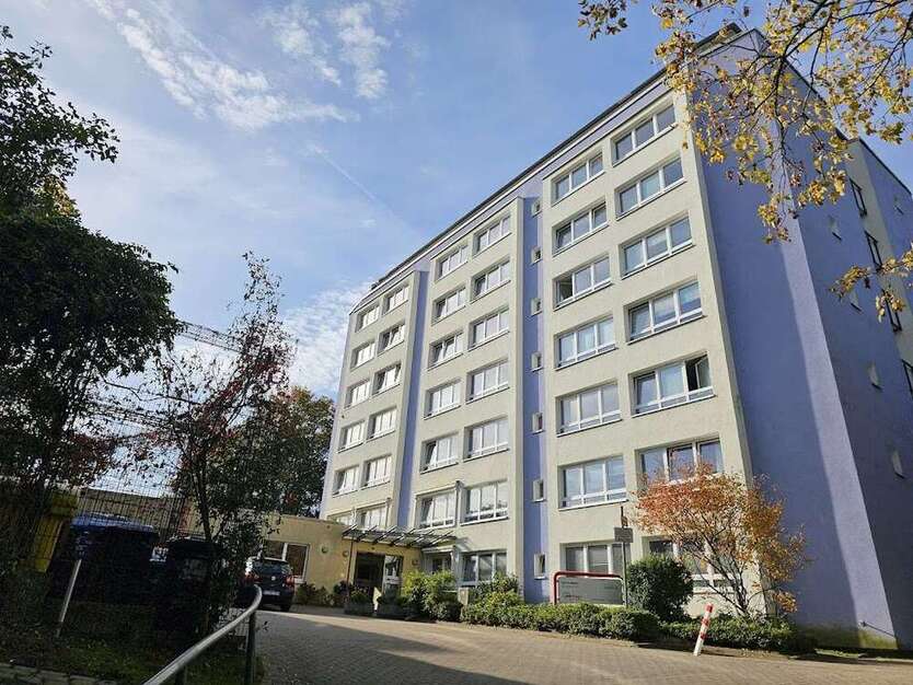 Wohnung zum Mieten in Kiel 341 € 32.79 m²
