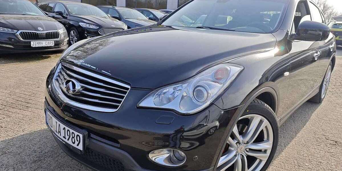 INFINITI QX50 201.000 km 8.999 &euro; Kiel 24145