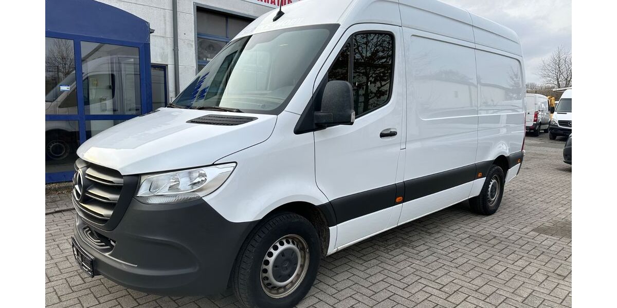 Mercedes-Benz Sprinter 176.000 km 21.301 &euro; Kiel 24145