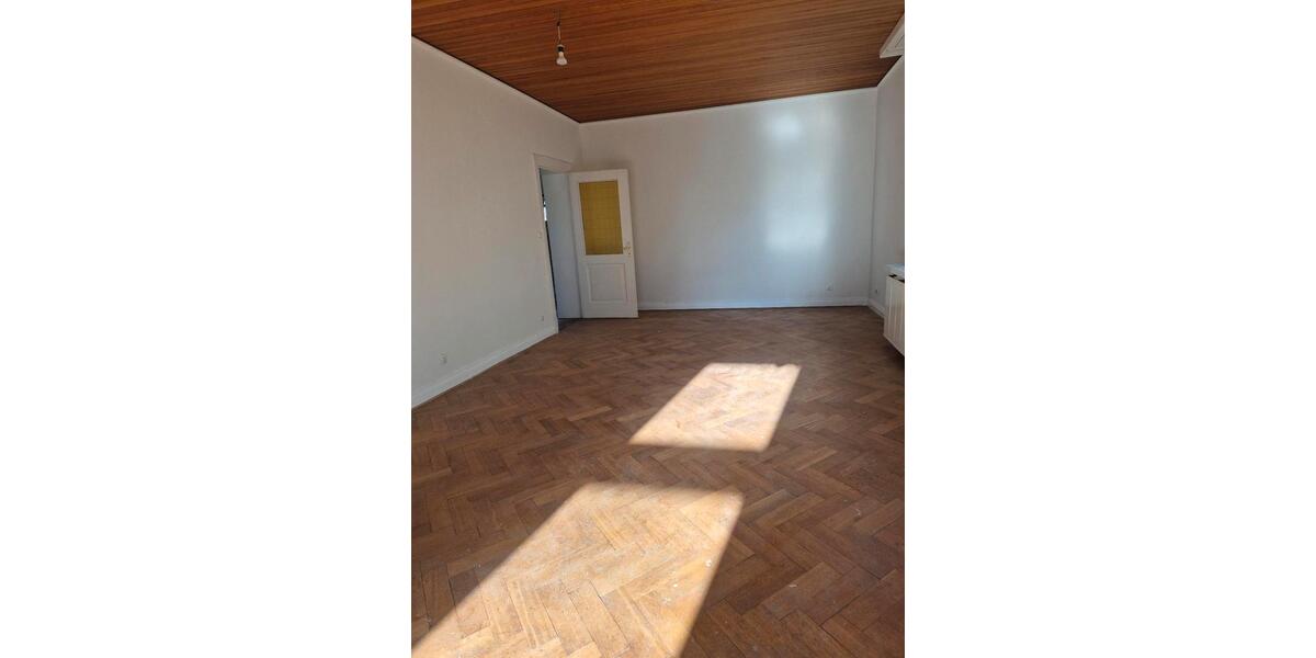 Etagenwohnung Neumünster Brachenfeld/Ruthenberg - 3 Zimmer, 124 m&sup2;, 1.364&euro; | Angebot:26414313