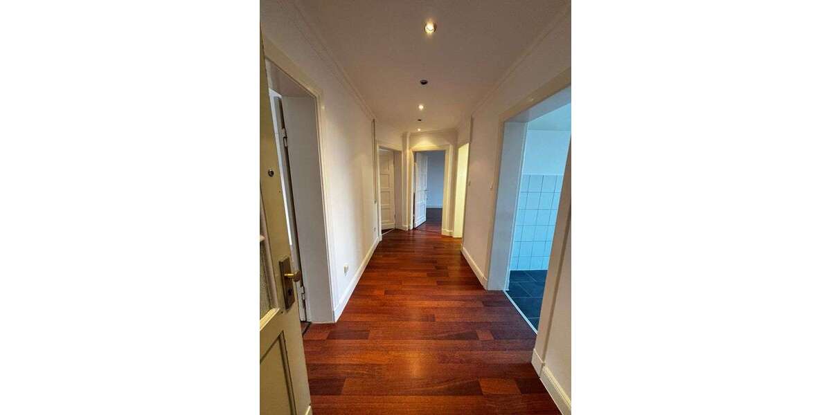 Etagenwohnung Neumünster - 3 Zimmer, 66 m&sup2;, 416&euro; | Angebot:26733572