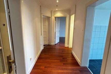 Wohnung Neumünster - 3 Zimmer, 66 m&sup2;, 416&euro; | Angebot:26733572
