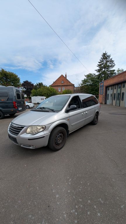 Chrysler Voyager 275.000 km 3.000 € Eckernförde 24340