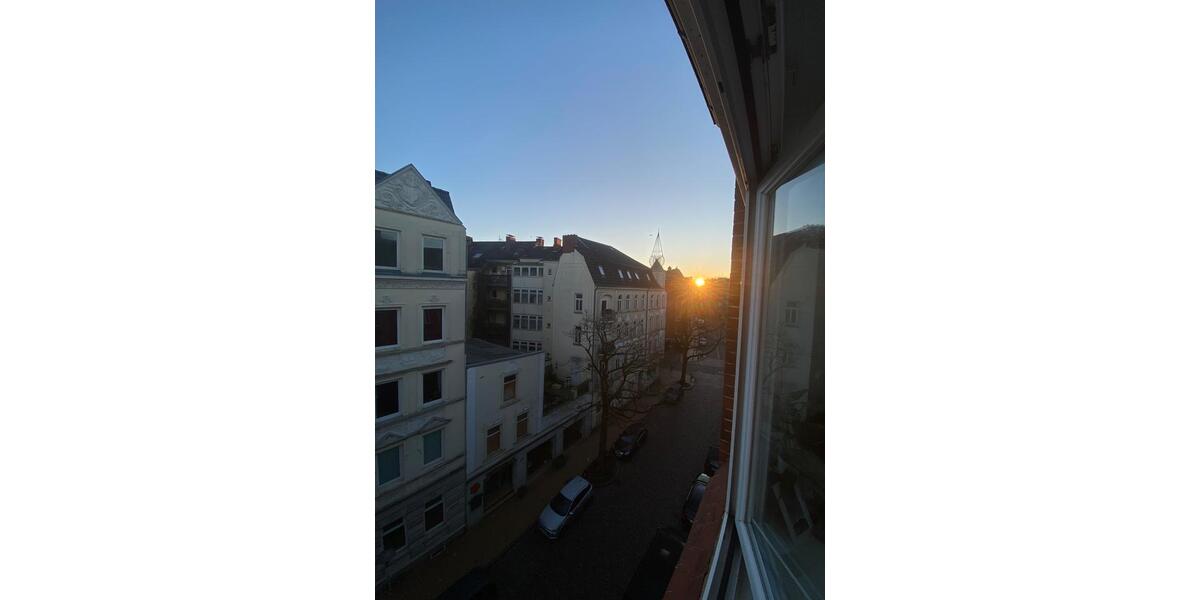 Etagenwohnung Kiel Gaarden-Ost - 3 Zimmer, 80 m&sup2;, 1.015&euro; | Angebot:24473480