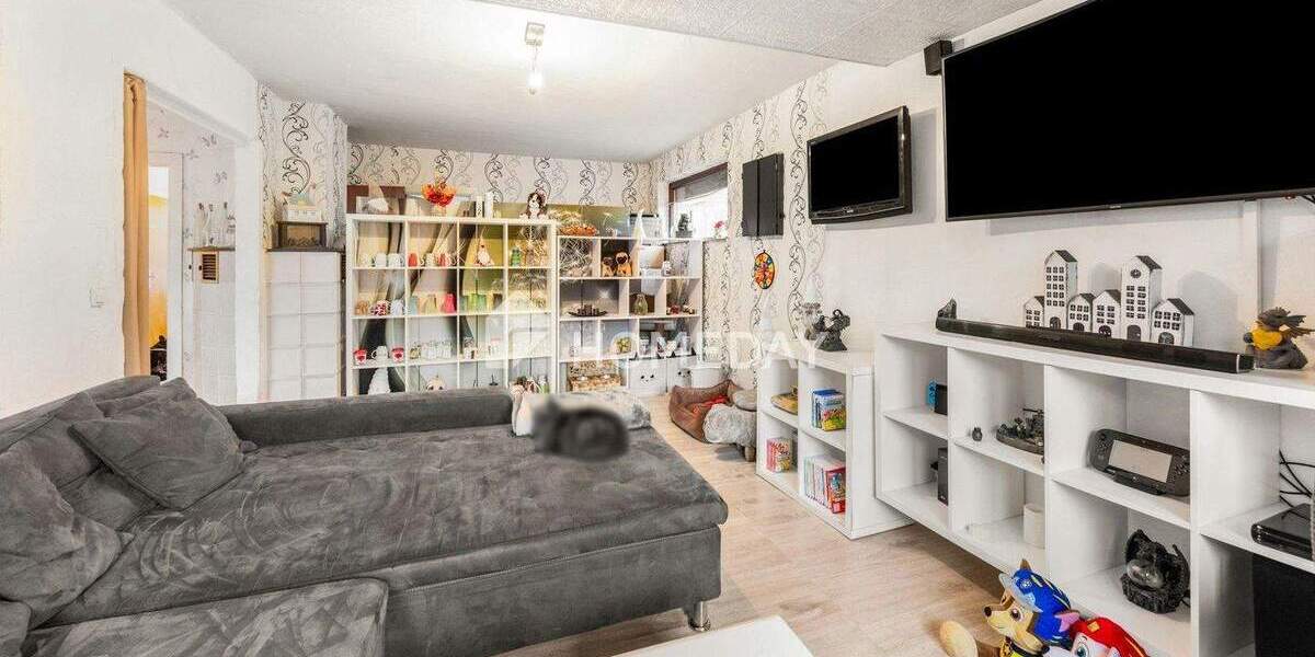 Doppelhaushälfte Büdelsdorf - 5 Zimmer, 78 m&sup2;, 150.000&euro; | Angebot:25737476