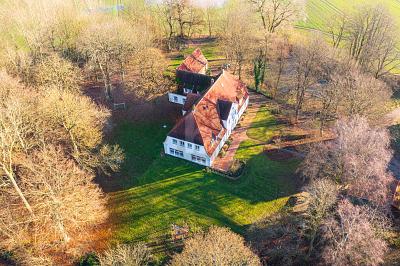 HISTORISCHES HERRENHAUS ZUR MIETE