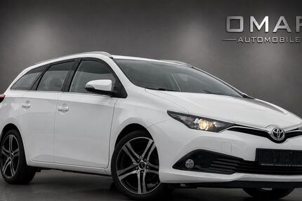 Toyota Auris 212.000 km 6.290 &euro; Kiel OT Suchsdorf 24107